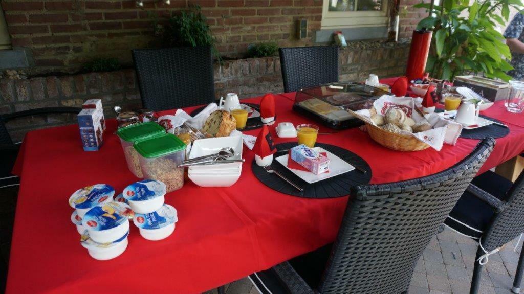 Bed & Breakfast Huize Mesch Eijsden Zewnętrze zdjęcie